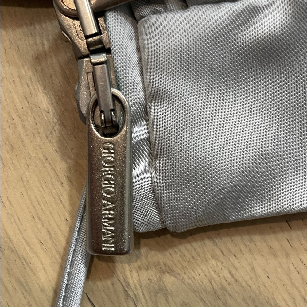 Giorgio Armani | Vintage Cropped Satin Bomber Jacket - Picture 5 of 10